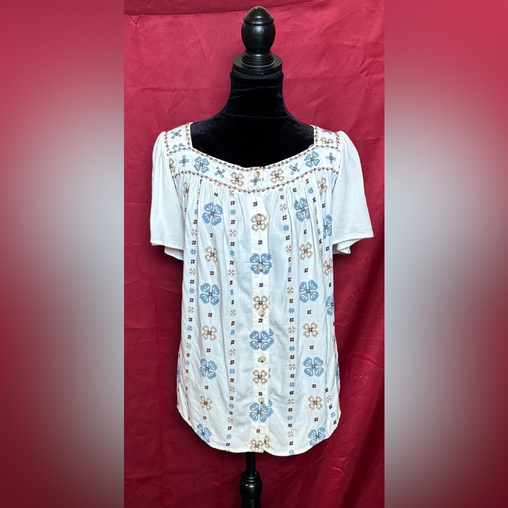Embroidered White and Blue Women's Top